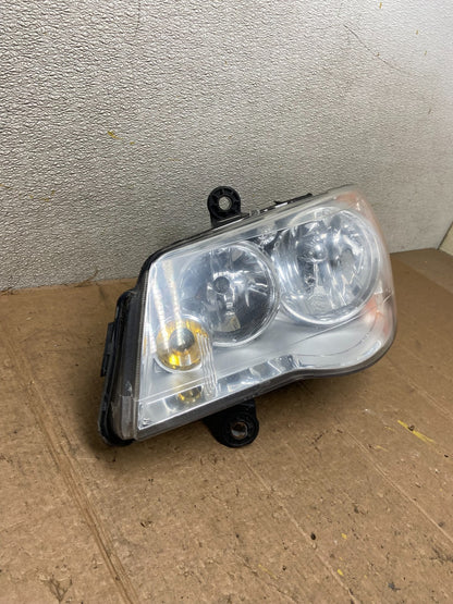 2008 to 2016 Chrysler Town and Country Left Driver Lh Side Headlight AA3434 DW2