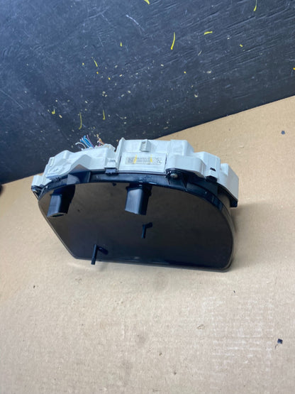 2006 to 2007 Toyota Highlander Speedometer Insrument Gauge Cluster s6360 DG1