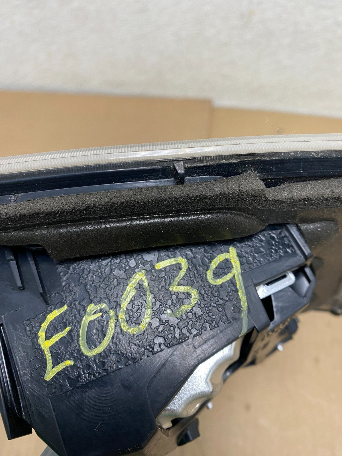 Sedan 2010-2013 Mazda 3 Right Passenger RH Side Inner Tail Light OEM E0039 KC5