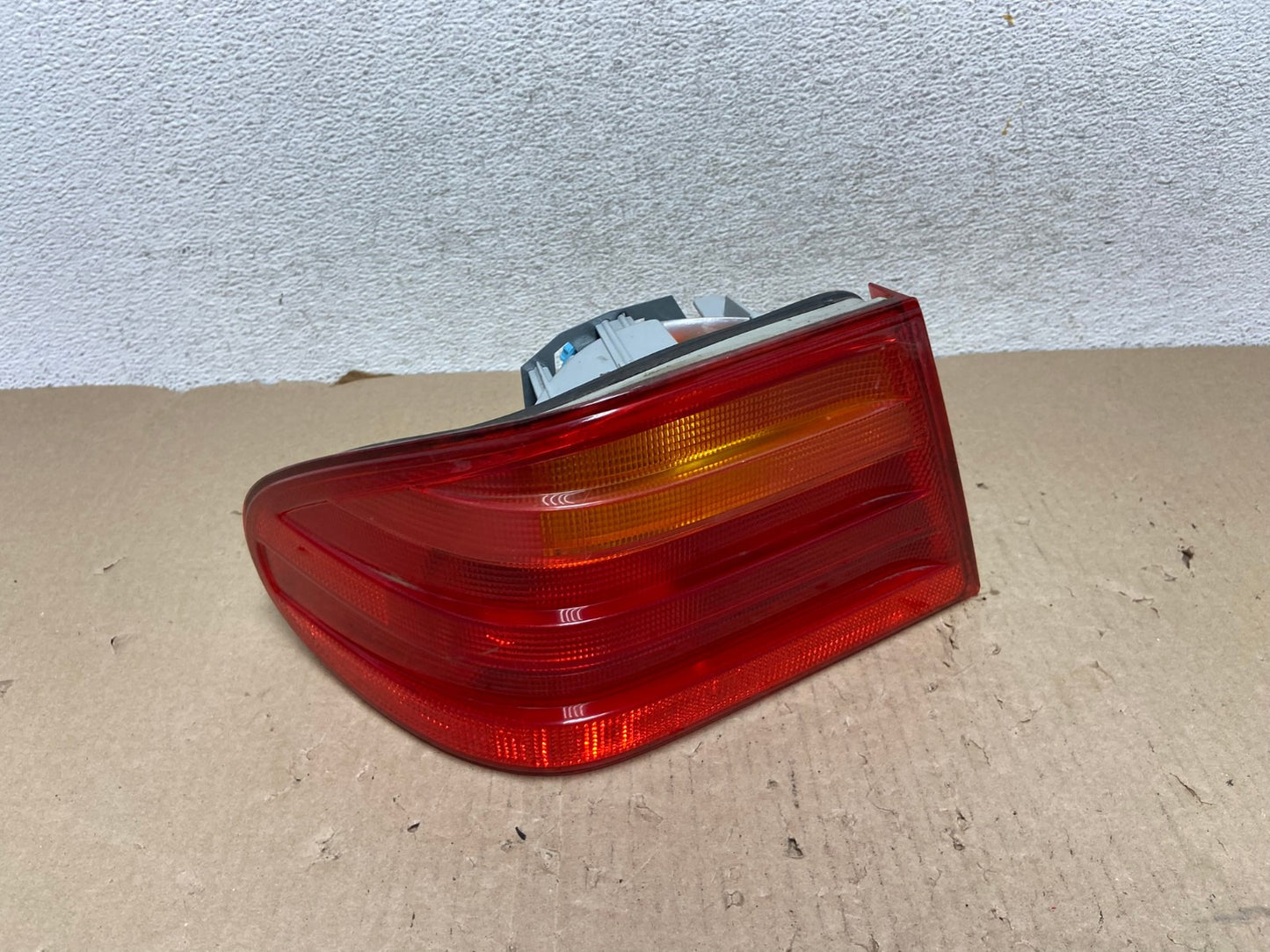 1996 - 1999 Mercedes-Benz E W210 E320 Left Driver Side Tail Light AG6955 LK0