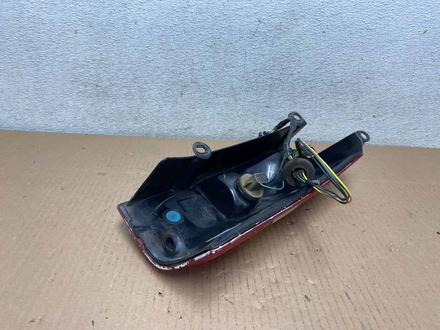 2003 to 2017 Chevrolet Express 1500 Left Driver Side Tail Light L5840 DW3