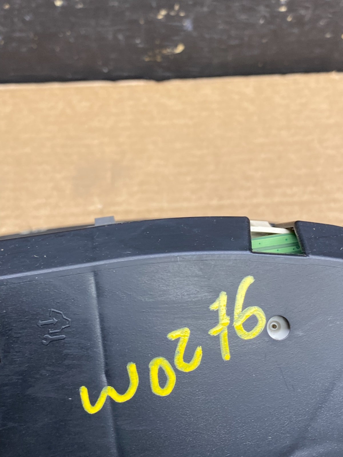 2008 to 2010 Chevrolet Express Speedometer Cluster Gauge W0276 DG7