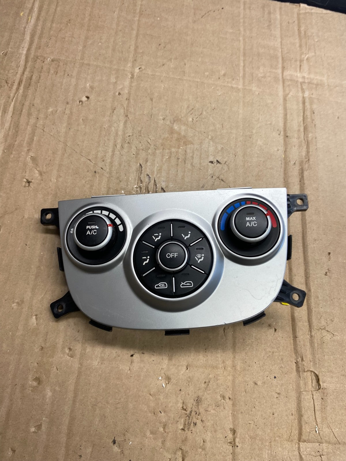 2010 2011 2012 Hyundai Santa Fe Automatic Climate AC Heater Control OE AD7210 DG0