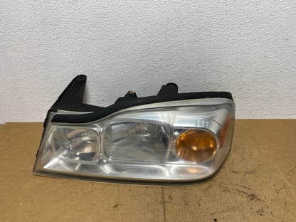 2006 to 2007 Saturn Vue Headlight Left Driver LH Side Halogen Oem AC3538 DW0