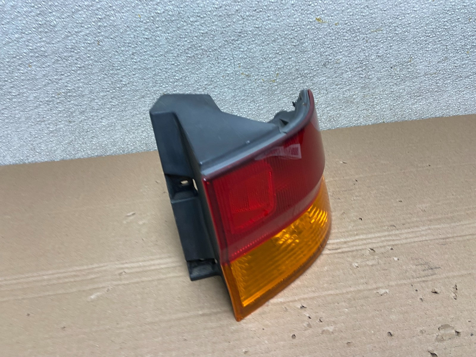 2002 2003 2004 Honda Odyssey Right Passenger Side Tail Light Oem AB1037 LK2