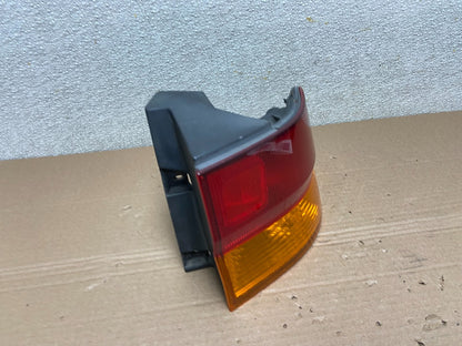 2002 2003 2004 Honda Odyssey Right Passenger Side Tail Light Oem AB1037 LK2