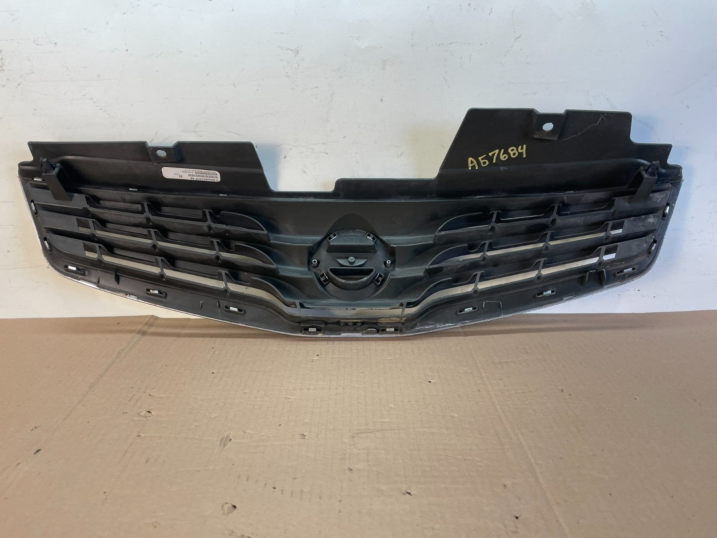 2010 to 2012 Nissan Sentra Front Upper Grill Grille Aftermarket AG7684 DG3
