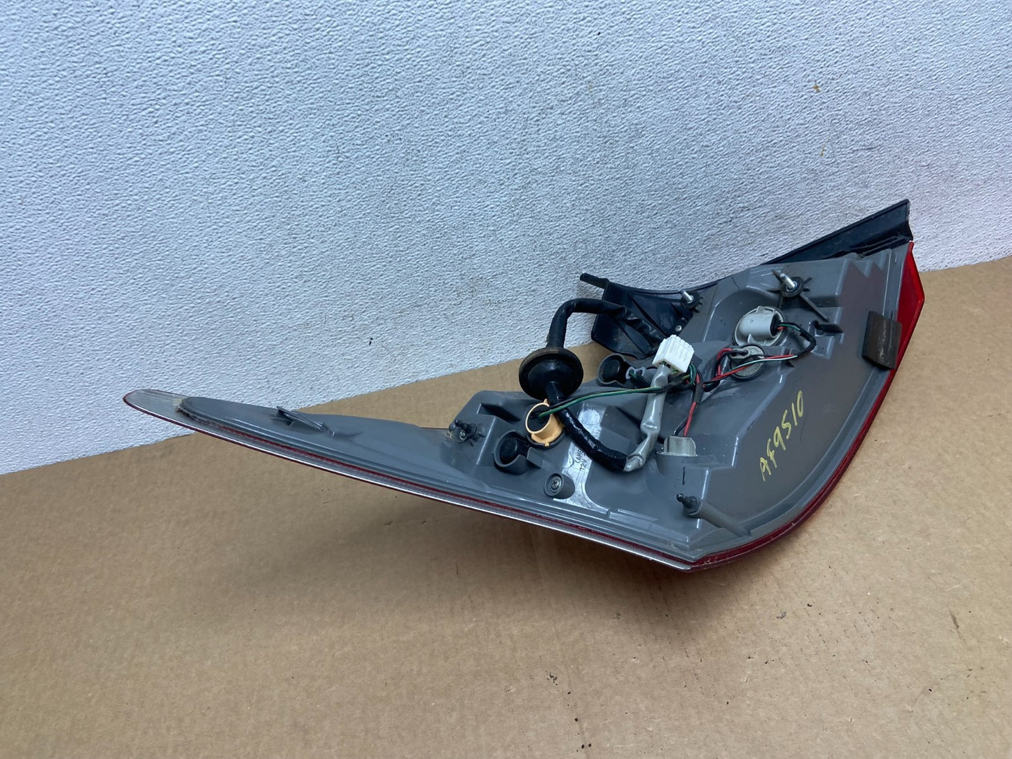 2009 2010 2011 Nissan Maxima Right Passenger RH Side Tail light AF9510 DW5