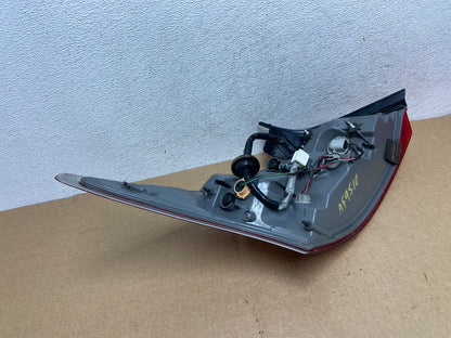 2009 2010 2011 Nissan Maxima Right Passenger RH Side Tail light AF9510 DW5