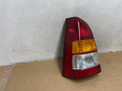 2001 2002 2003 2004 Mazda Tribute Left Driver Lh Side Tail Light AH8438 LK1