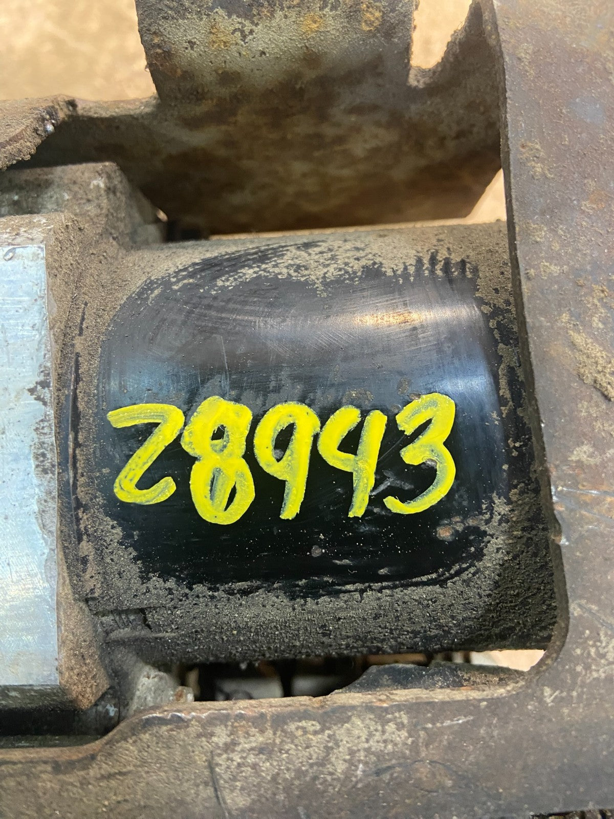 2005 - 2007 Chevrolet Silverado GMC Sierra ABS Anti-Lock Brake Module Z8943 DG7
