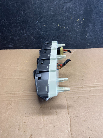 2012- 2015 Kia Rio Climate Control Panel Trim Air Vents V7560 DG2