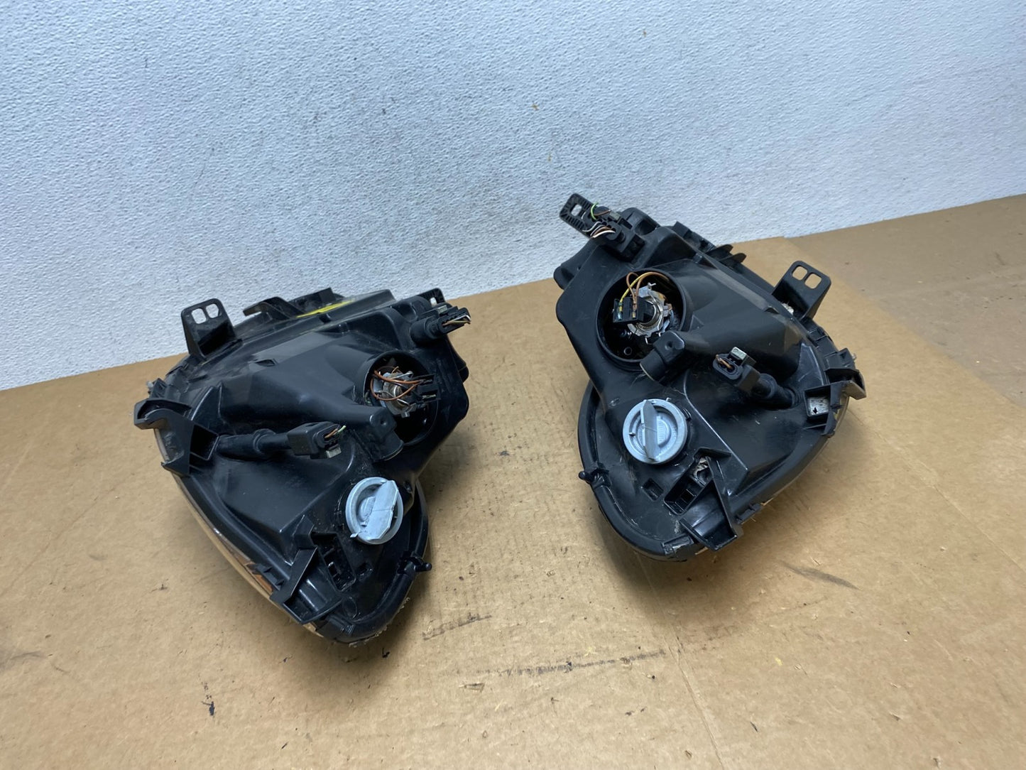 2008 - 2015 Smart Fortwo Left+Right Side Halogen Headlights AE4818 DW13
