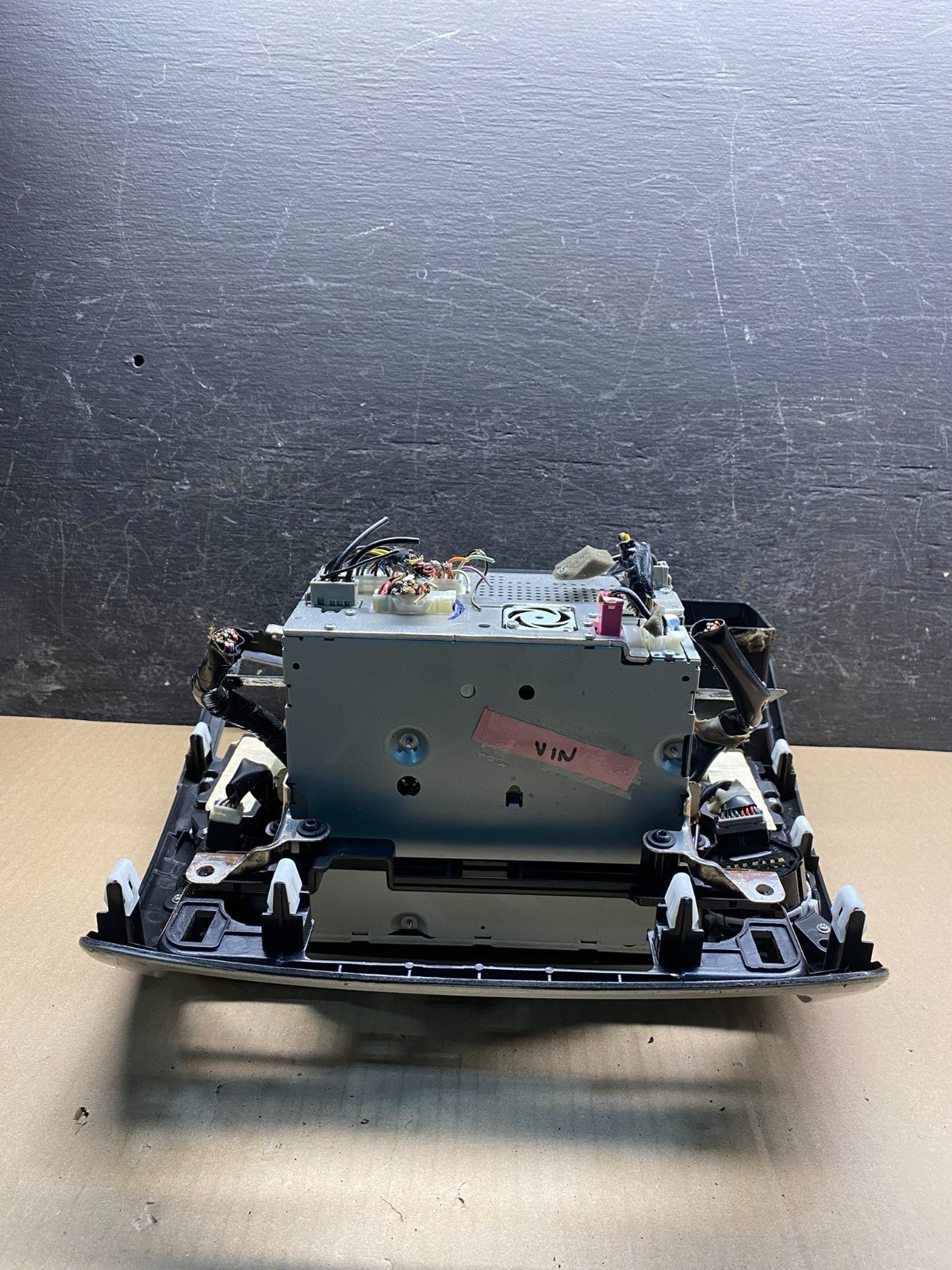 2008 to 2010 Infiniti QX56 Radio Player Climate Control Panel Bezel OE AI0371 DG6