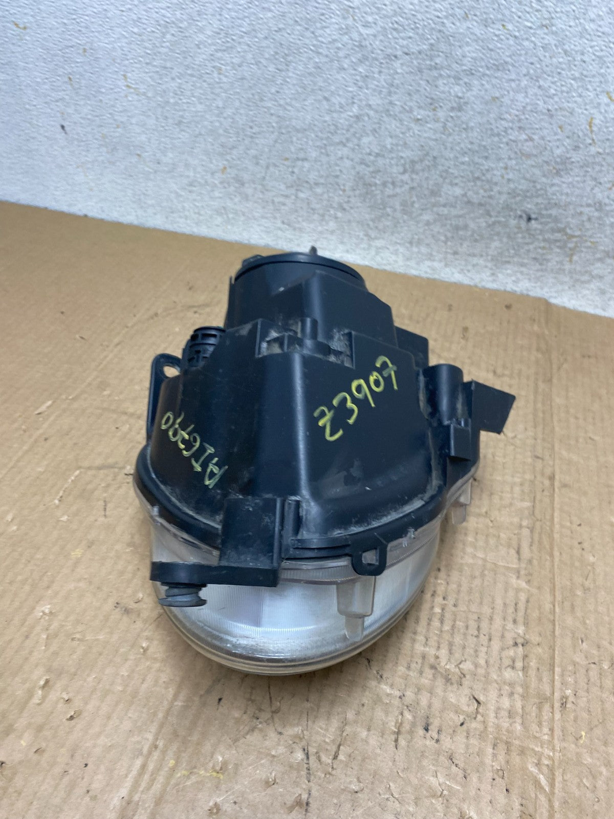 2012 to 2017 Fiat 500 Right Passenger RH Halogen Headlight AI6790 DW7