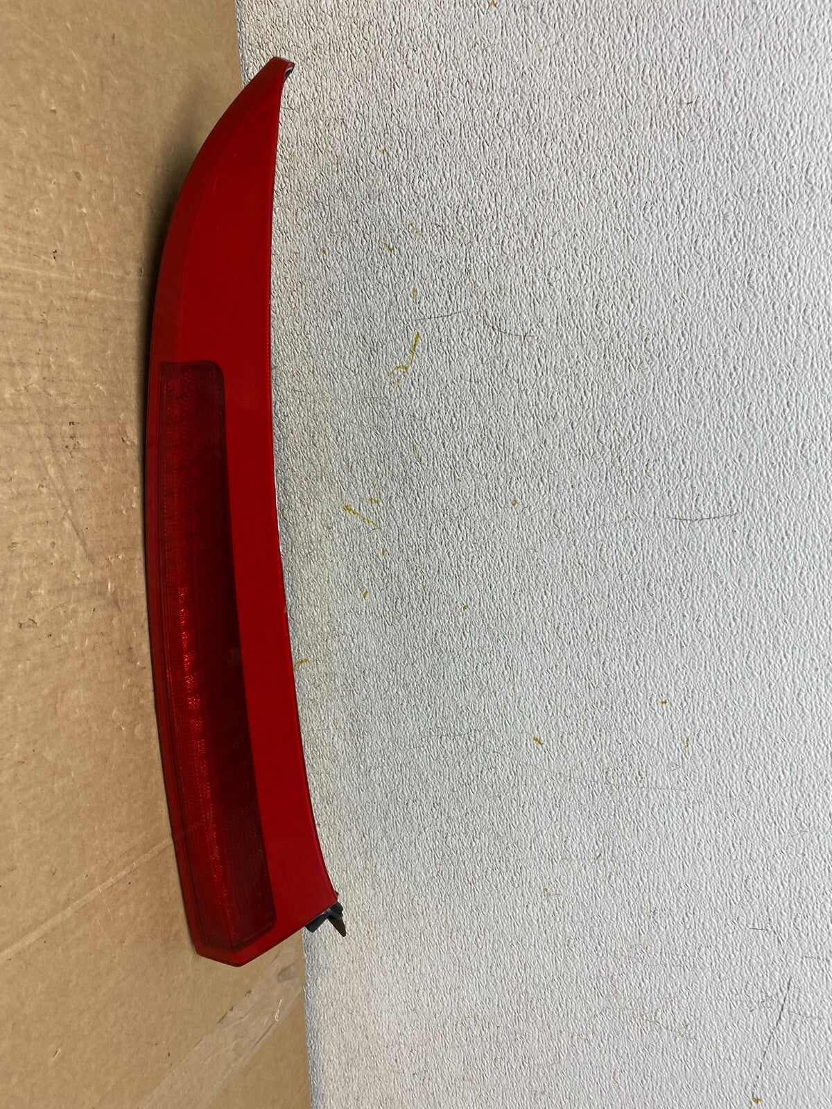 2003 to 2006 Volvo XC90 Right Passenger Side Upper Tail Light OEM O5232 DW0