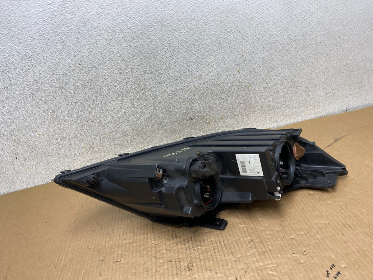 2011 to 2013 Kia Sorento Left Driver LH Side Headlight Halogen AI6715 DW4
