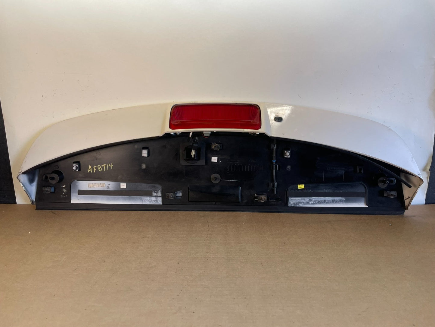 2011 to 2015 Ford Explorer Rear Upper Tailgate Liftgate Wing Spoiler af8714 DG4