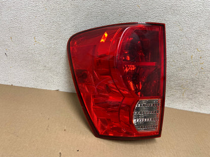 2006-2009 Pontiac Torrent Left Driver LH Side Tail Light AH4364 LK0