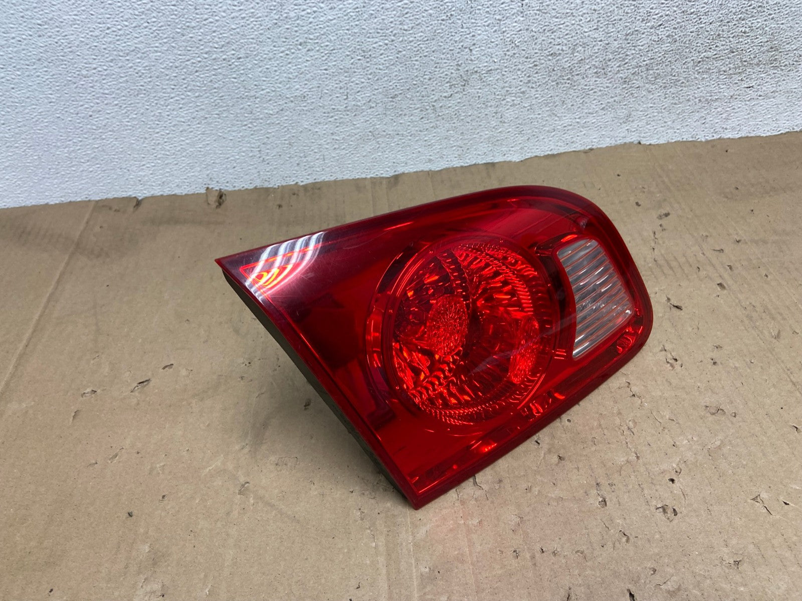 2007 2008 2009 Hyundai Santa Fe Left Driver LH Tail Light Inner AE9209 LK2