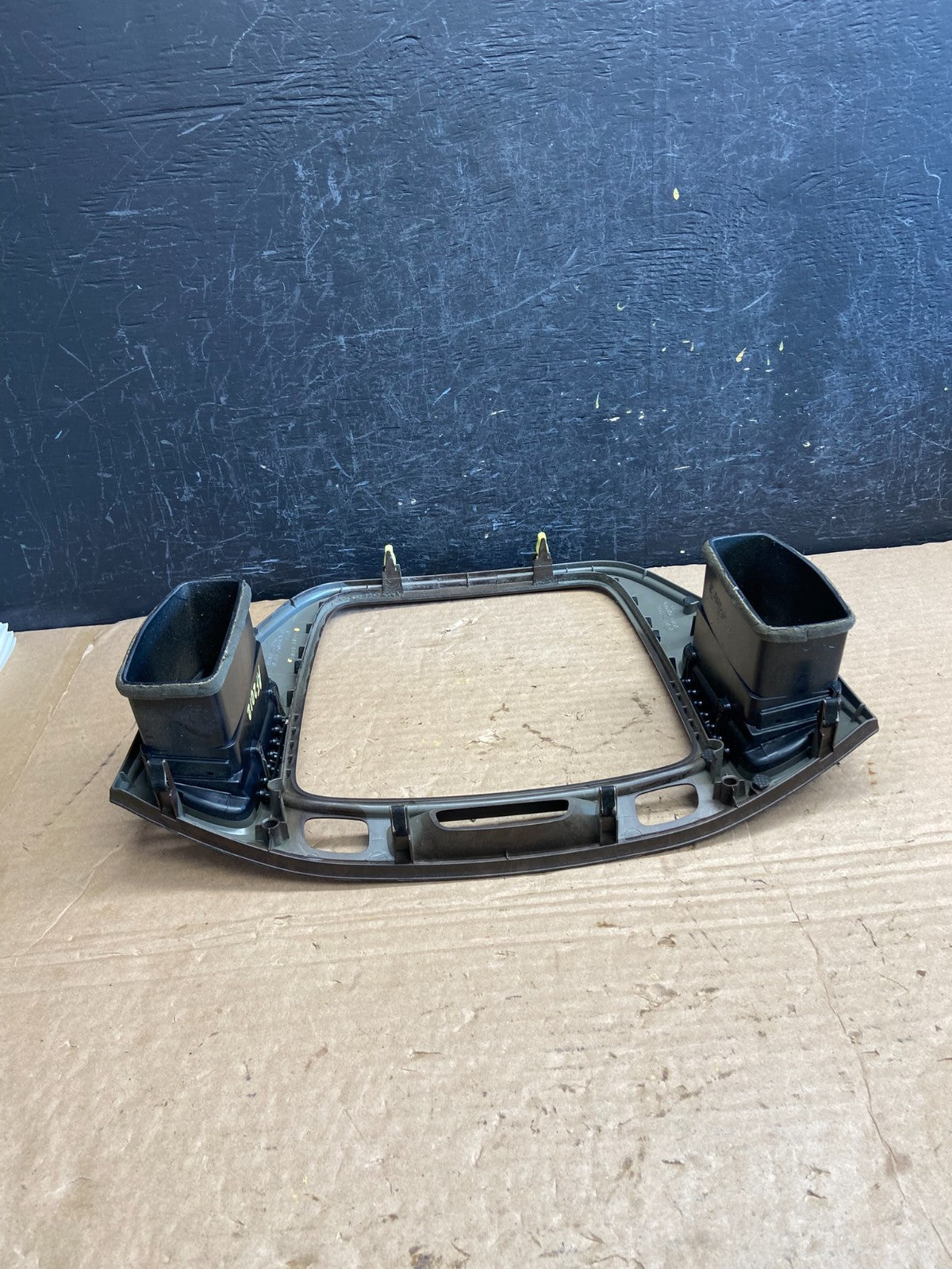 2001-2007 Toyota Highlander Radio Climate Dash Trim Bezel Air Vent AF2102 DW4