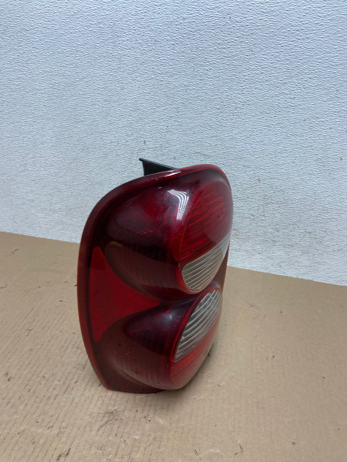 2005 2006 2007 Jeep Liberty Left Driver Lh Side Tail Light AE7322 LK2