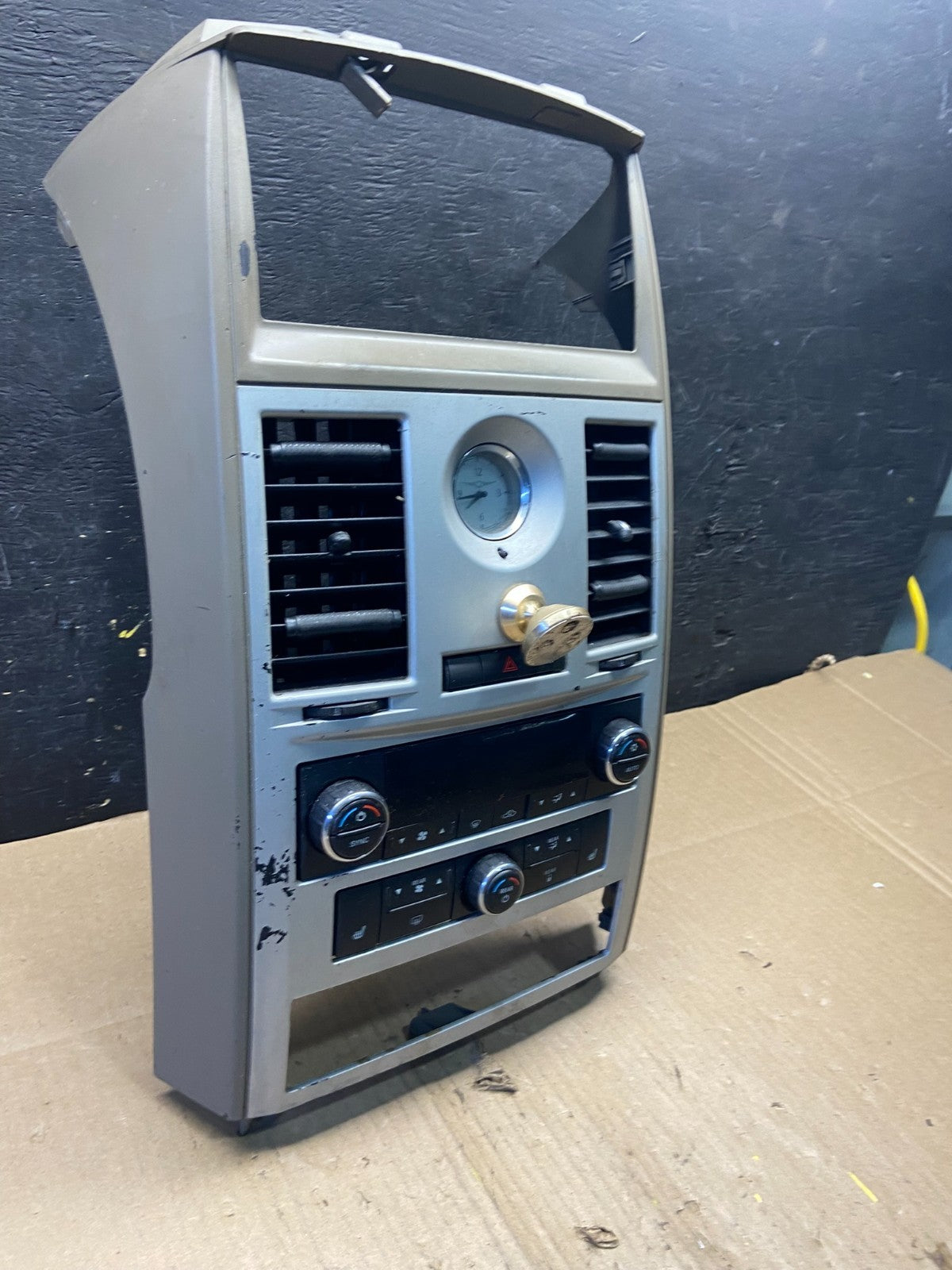 2008-2010 Dodge Grand Caravan Radio Bezel Climate Control Hea AC Heater T4257 DG2
