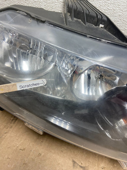 2011-2013 Jeep Grand Cherokee Right Passenger Halogen Headlight Y8590 DG3