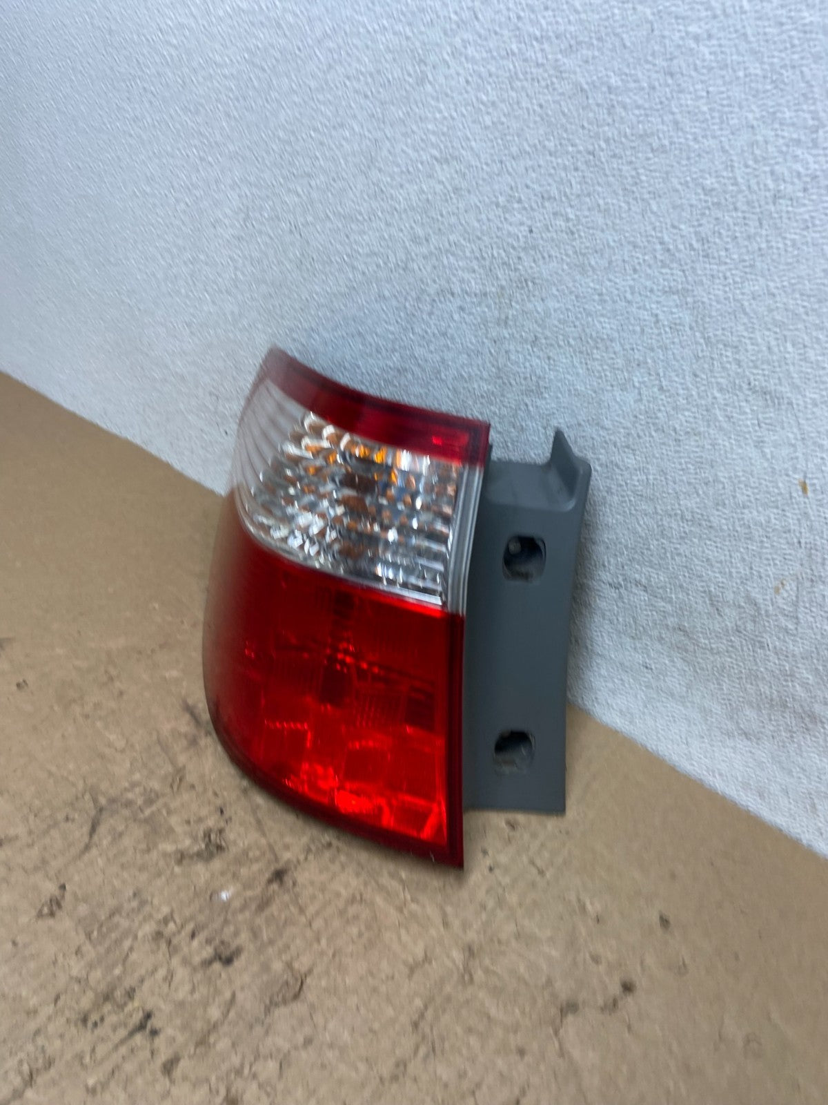 2005 2006 2007 Honda Odyssey Left Driver LH Side Tail Light AF8433 DW1