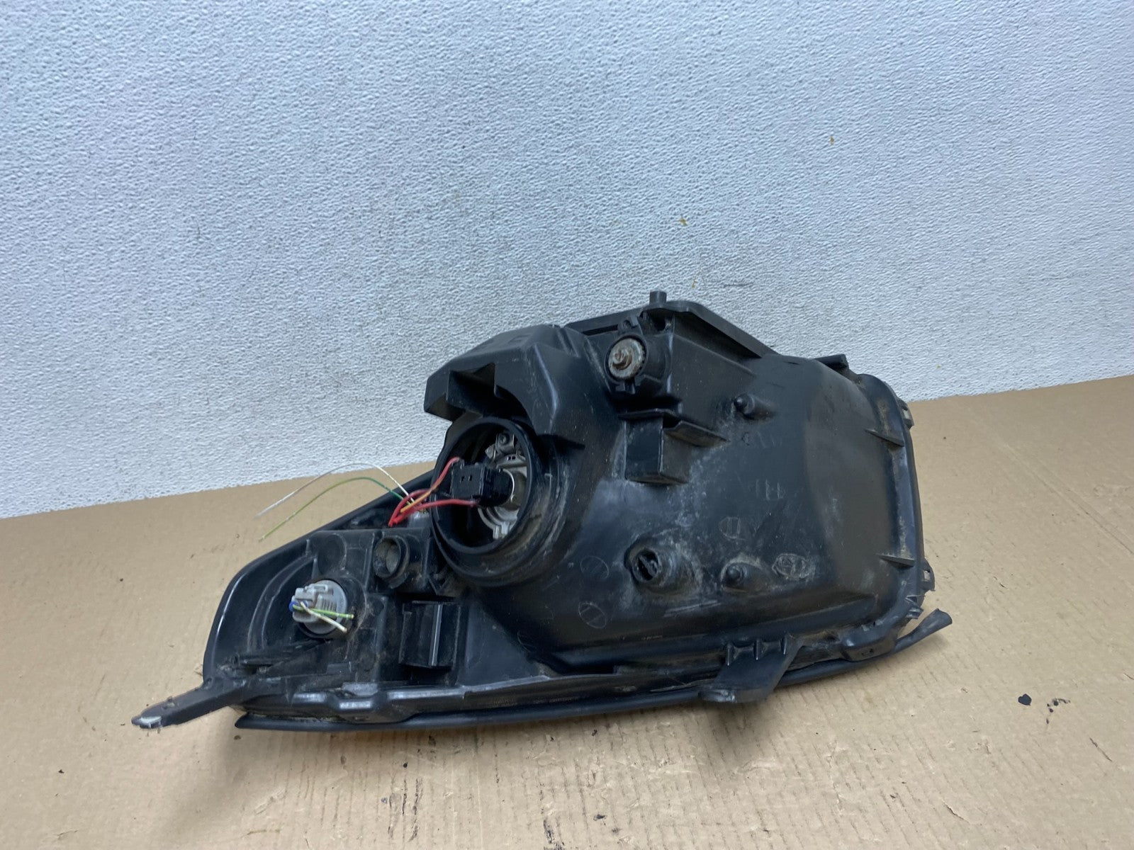 2004 2005 Toyota Rav4 Right Passenger RH Side Headlight Halogen AF5878 DW6