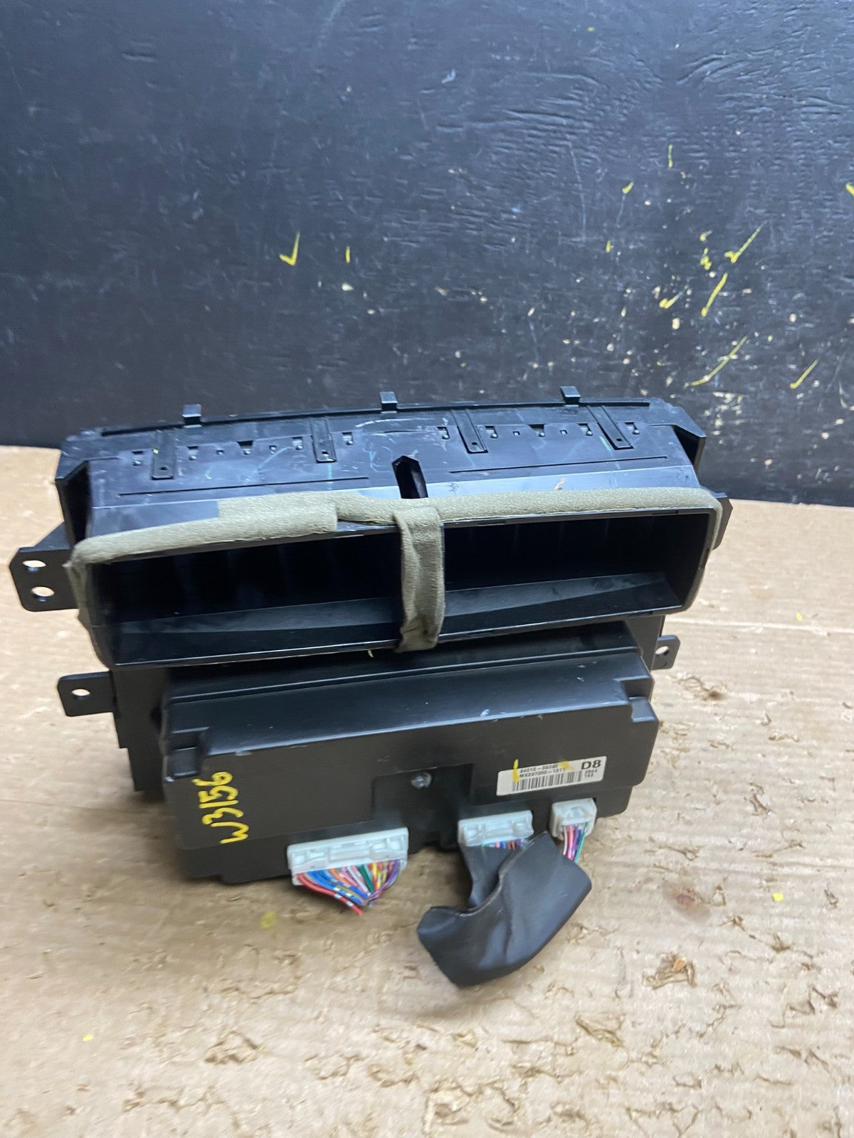 2004-2005 Toyota Sienna A/C Climate Heater Temperature Control Air Vent w3156 DG3