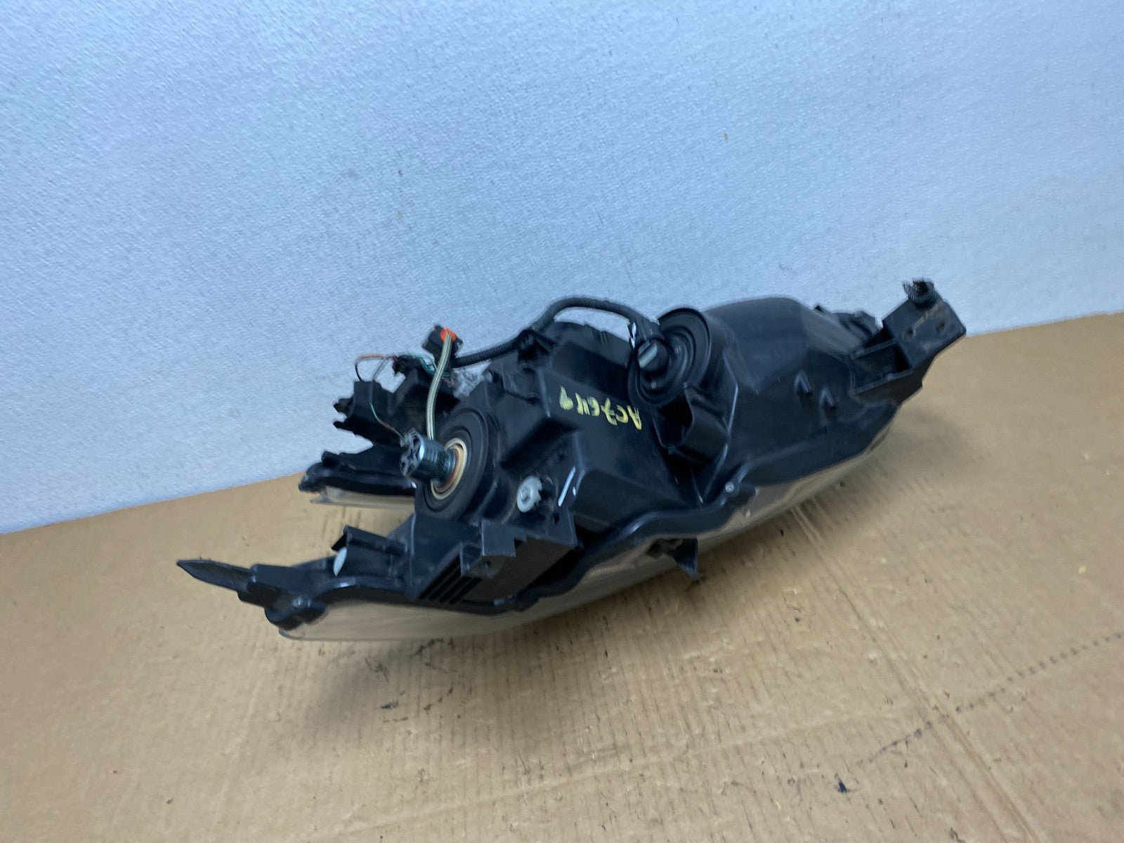 Halogen 2009-2014 Nissan Maxima Right Passenger Headlight AC7649 DW5