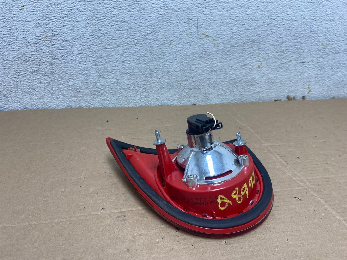2006-2009 Volkswagen Golf Driver Left Side Tail Light Inner Trunk Lid Q8990 DW6