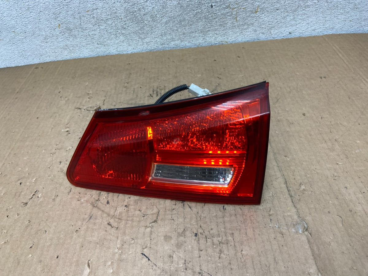2006 - 2008 Lexus Is250 Is350 Right Passenger RH Inner Tail Light AI9196 LK0