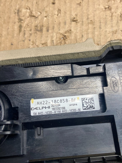 2010-2011 Land Rover Range Rover LR4 Radio Media Infotainment Controls AF1543 DG5