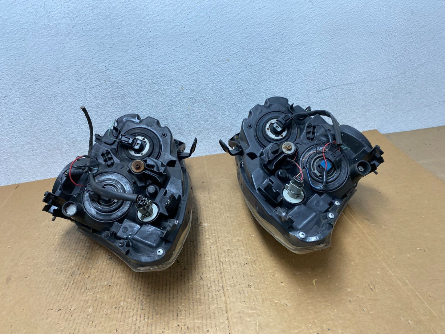 2009-2013 Nissan Rogue Left+Right Side Set Halogen Headlights DEPO AE0282 DW8