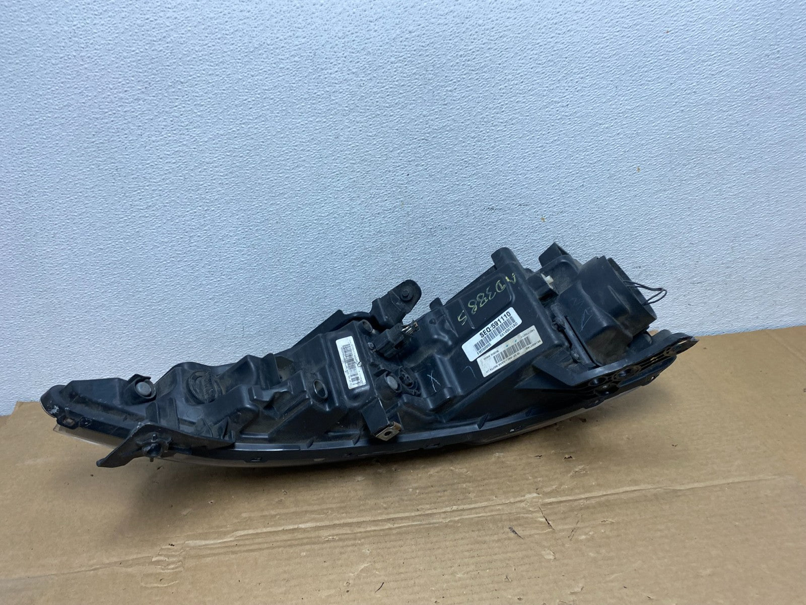 2015 2016 2017 Chrysler 200 Left Driver LH Side Halogen Headlight AD3885 DW6