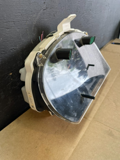 2004 to 2007 Toyota Highlander Speedometer Insrument Gauge Cluster AC4974 DG1