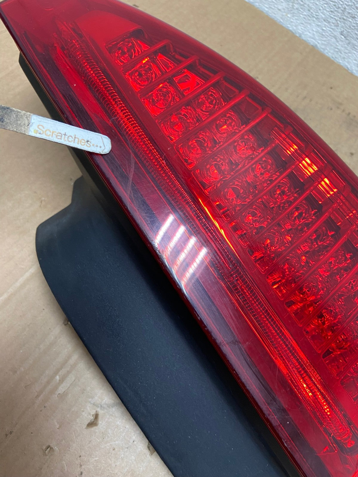 2008 to 2013 Cadillac CTS Right Passenger Side Led Side Tail light AI5430 LK3