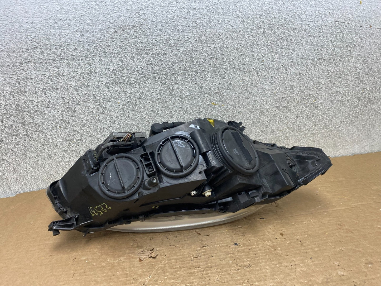 2007 to 2009 Bi-Xenon HID Mercedes S-Class Left Driver Side Headlight Z3035 PS7