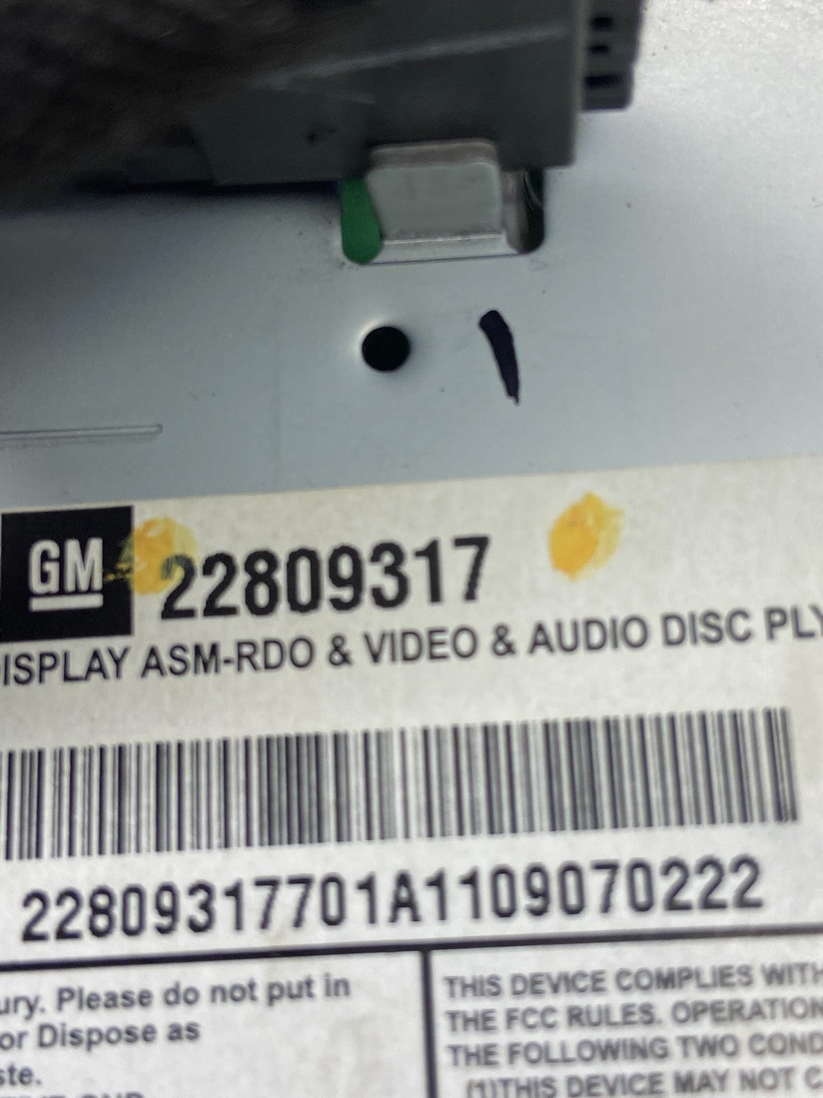 2008 to 2012 Cadillac SRX CTS Audio Radio Screen Display Player AG8524 DG5