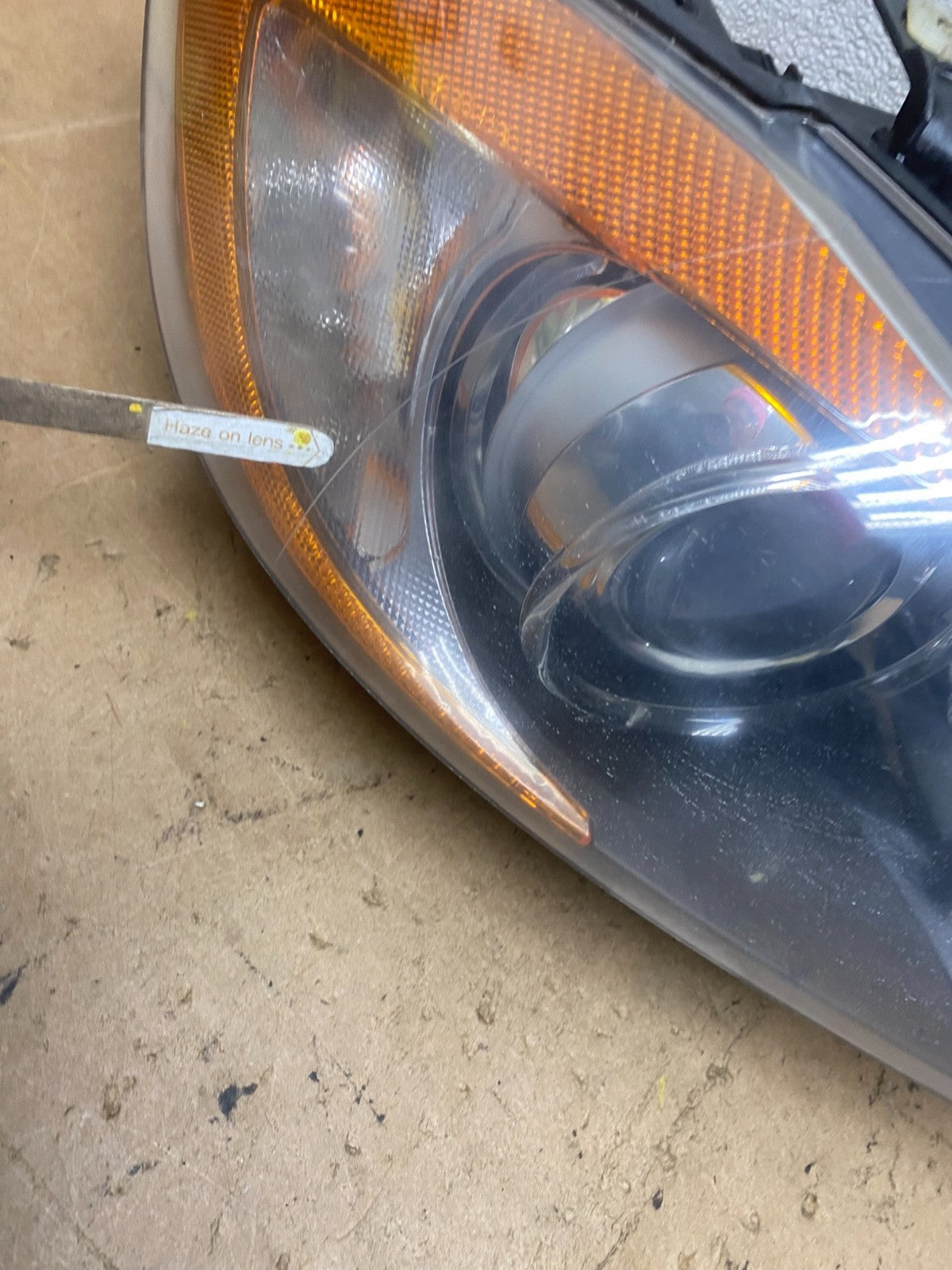 Xenon HID AFS 2006 to 2008 BMW 3 Series Headlight Right Passenger Side OEM X67306