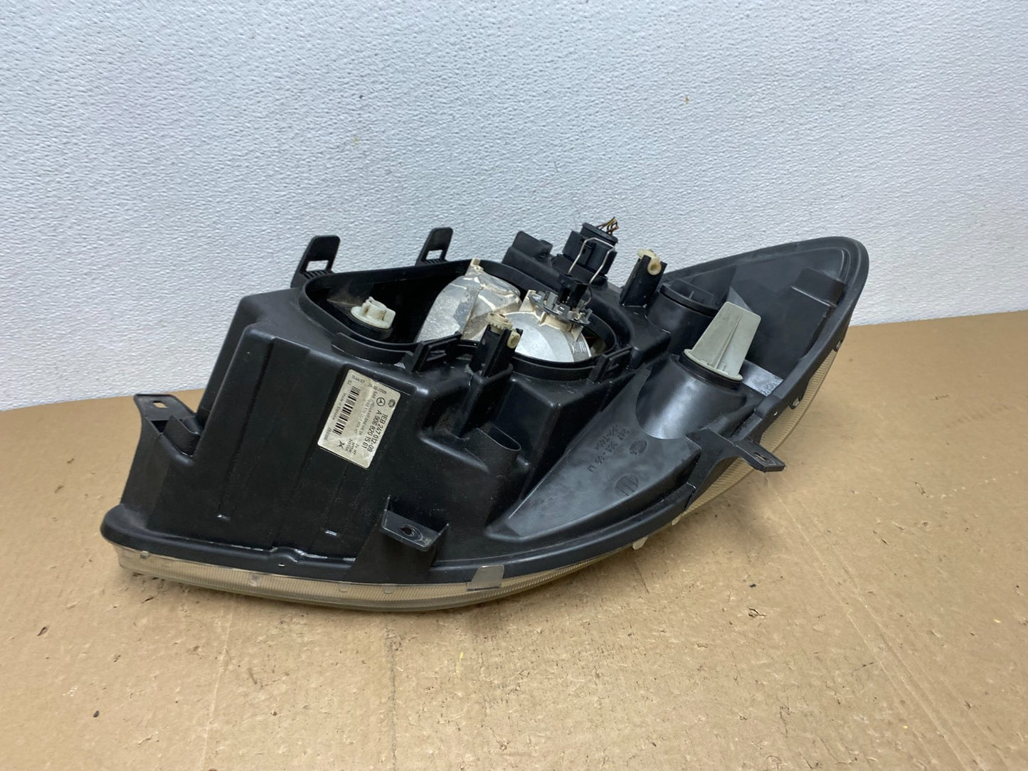 2007 to 2013 Mercedes Sprinter Headlight Left Driver Side Halogen AC7255 DW4