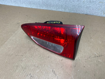 2006 2007 Subaru Tribeca B9 Right Passenger Side Tail Light Inner Oem W8643 DW1