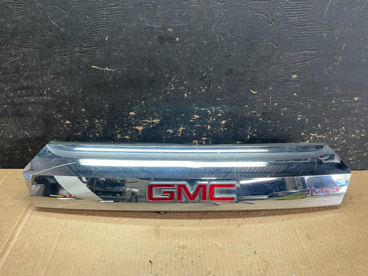 2010-2015 Gmc Terrain LiftGate Handle Trim Back Up Camera Chrome Panel AB3200 DG0
