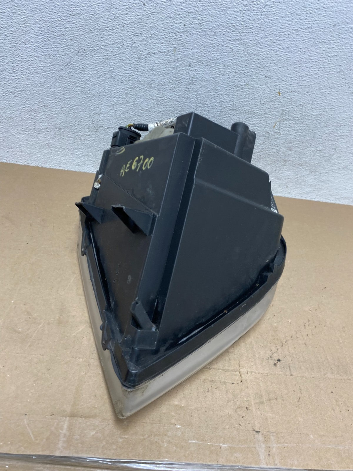 2010 to 2013 Ford Transit Connect Left Driver Side Headlight AE6700 DW8