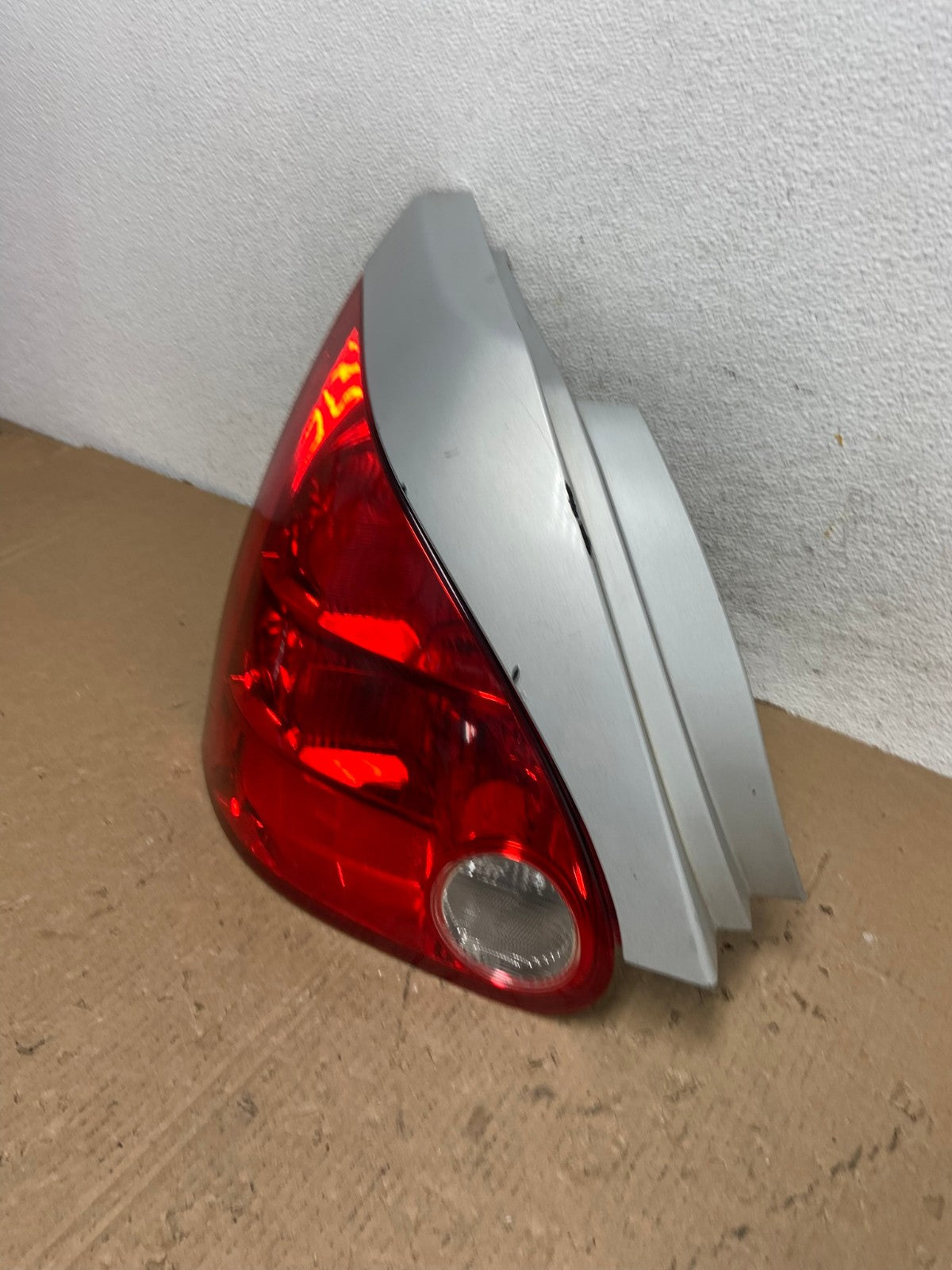 2004 2005 2006 2007 2008 Nissan Maxima Left Driver Lh Tail Light AD8119 LK1