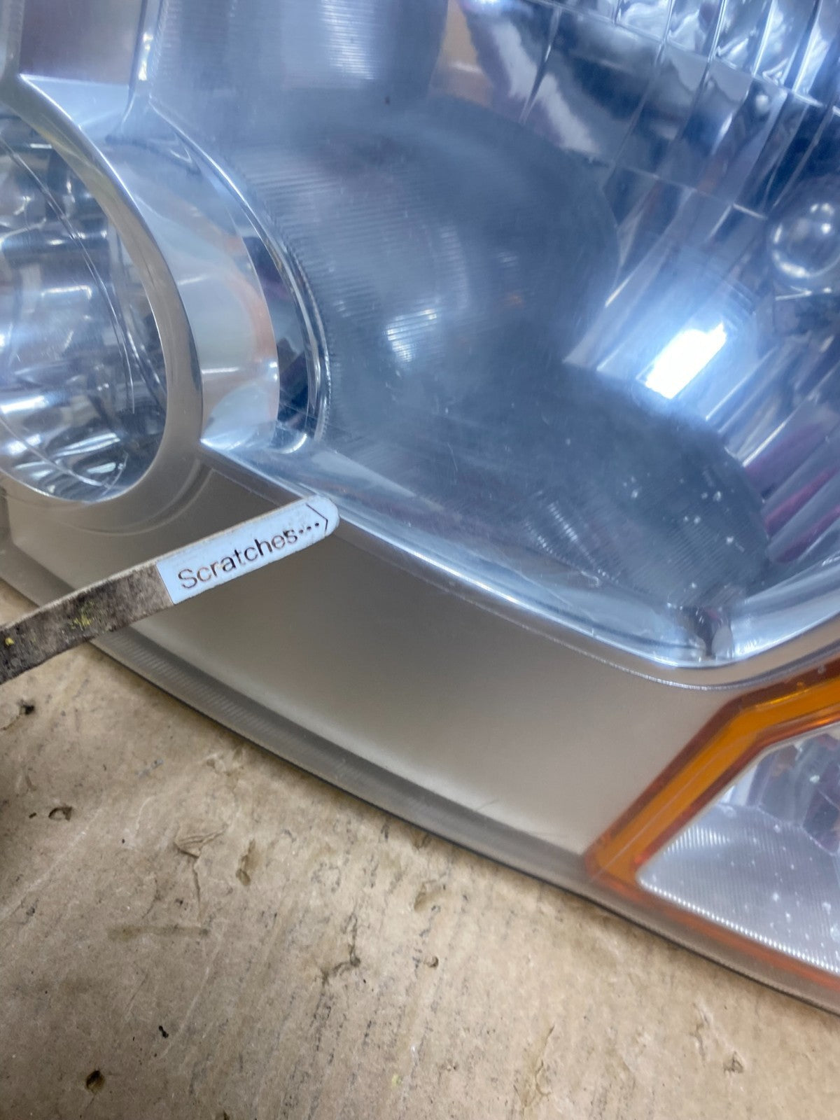 2005 - 2009 Land Rover Lr3 Left Driver LH Side Halogen Headlight AF7369 DW3