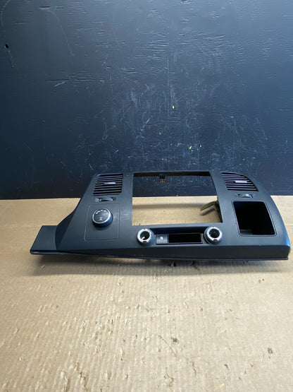 2007 to 2014 Silverado Sierra Center Console Radio Bezel Air Vents AC6439 DG4