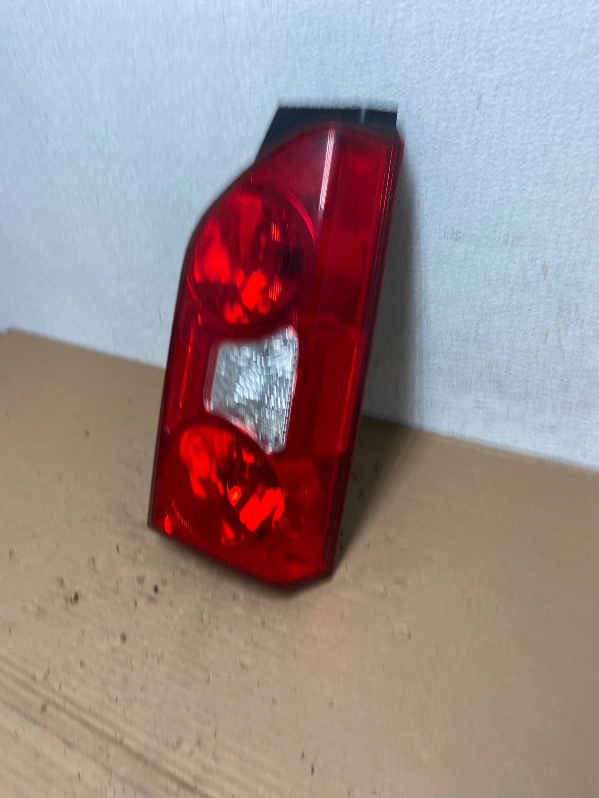 2005 to 2015 Nissan Xterra Right Passenger Rh Side Tail light AD4222 LK1